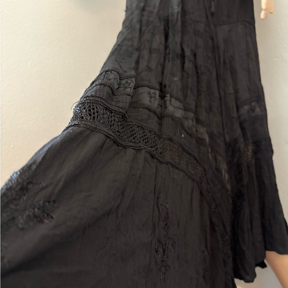 Elegant Black Maxi skirt beautiful  lace details